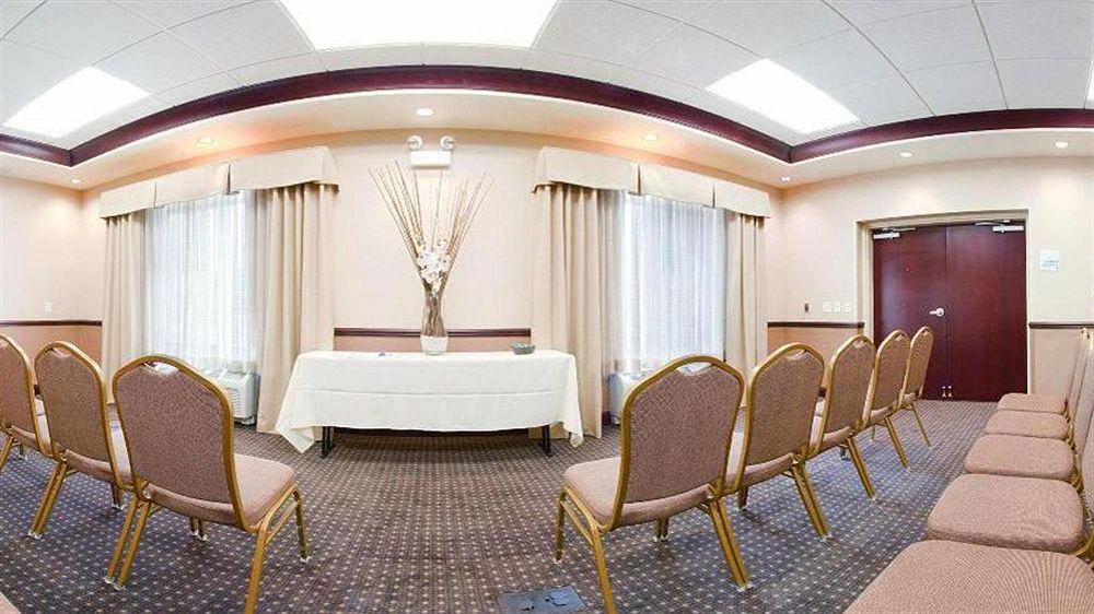 Holiday Express & Chicago West-o'hare Arpt Area By Ihg 2*