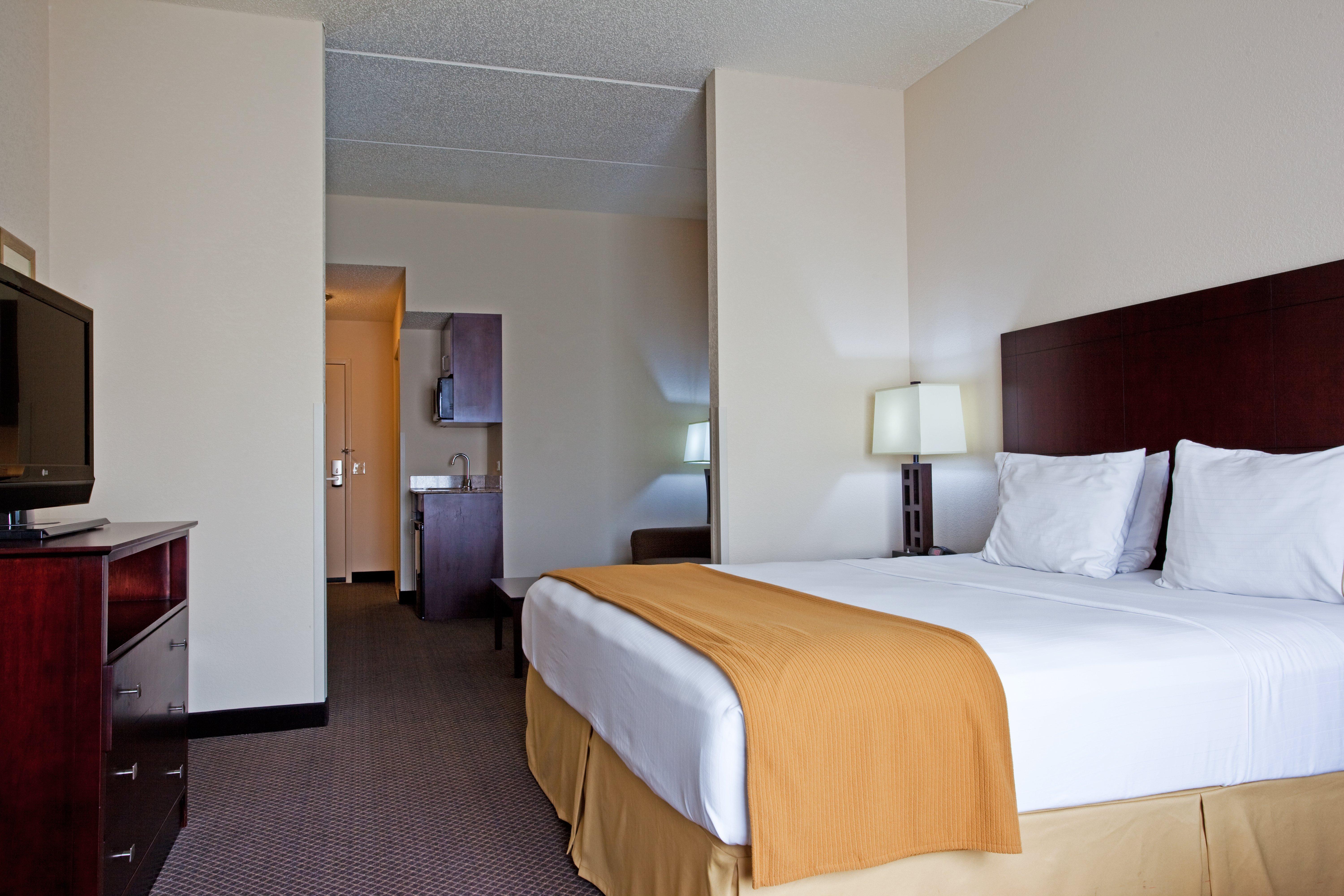 Holiday Express & Chicago West-o'hare Arpt Area By Ihg