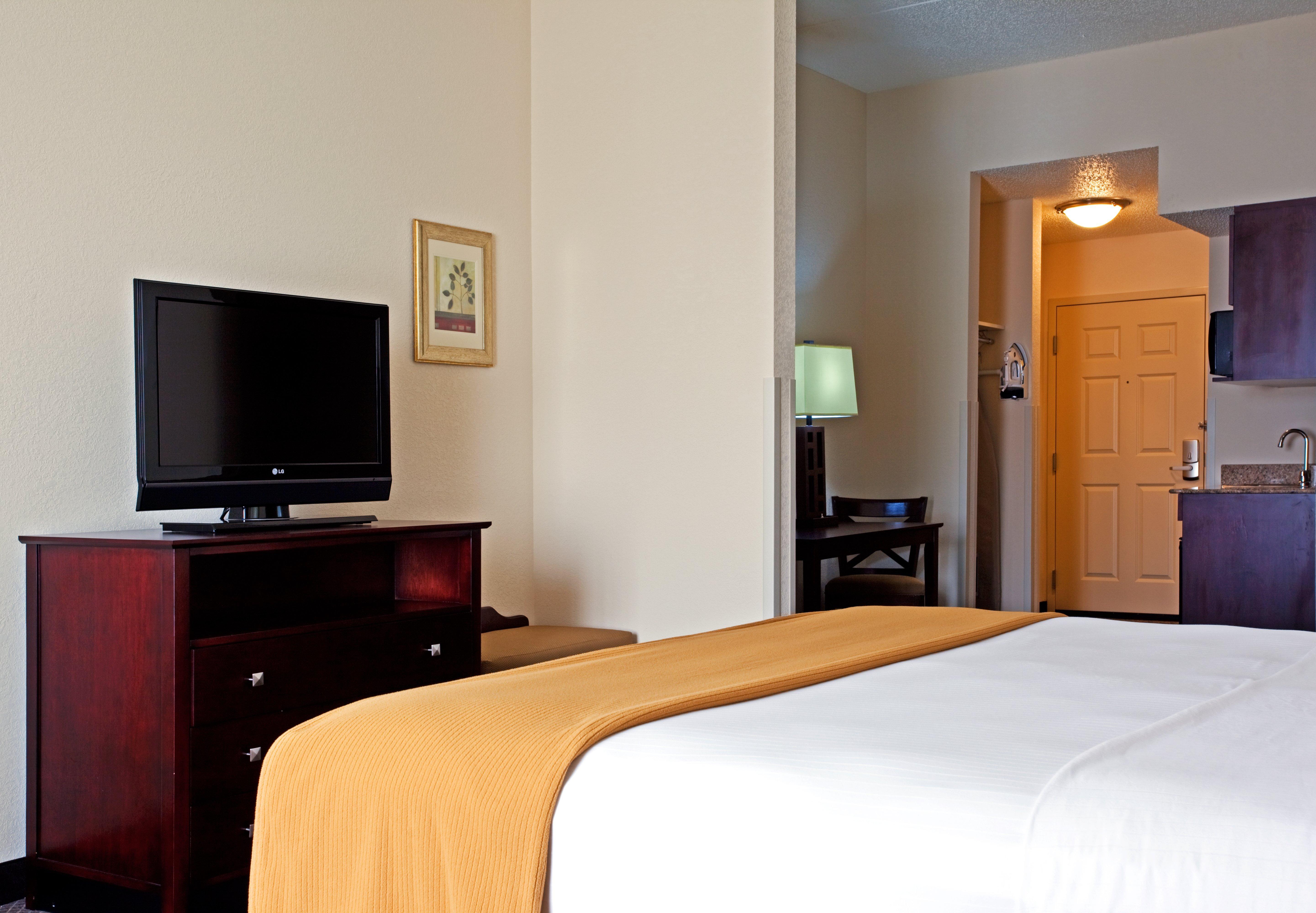 Express & Chicago West-o'hare Arpt Area By Ihg Hotel